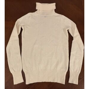 Neiman Marcus Cream Turtleneck Cashmere Sweater